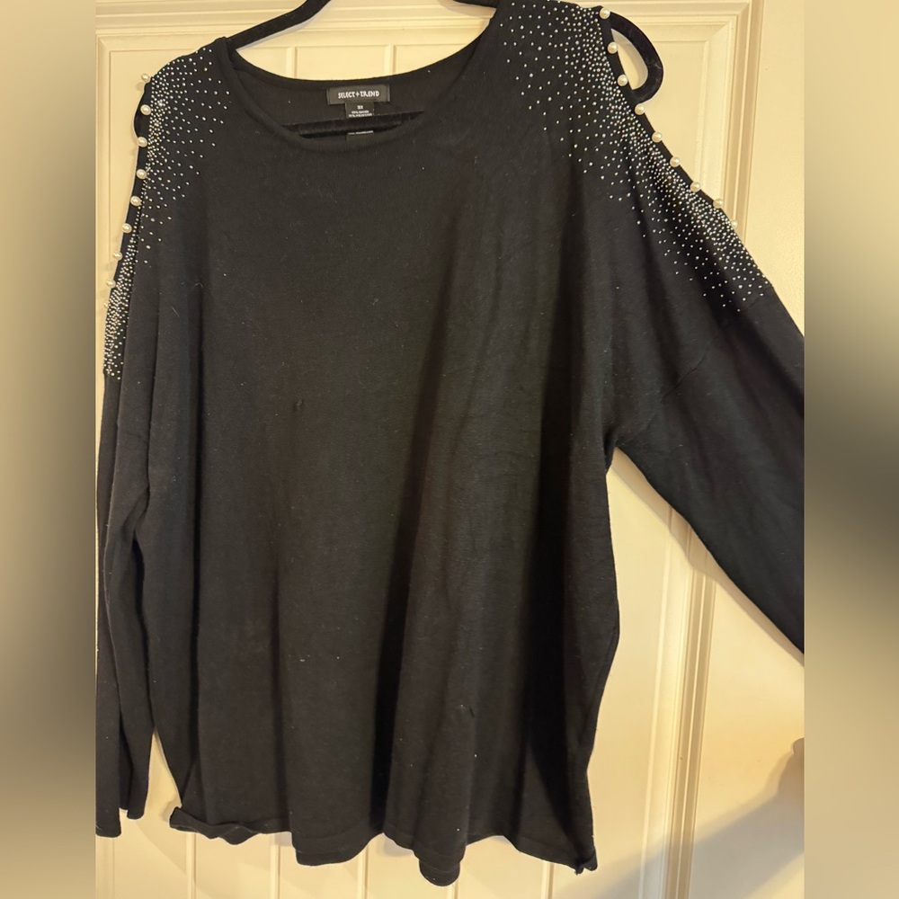 Select + Trend Black Sweater